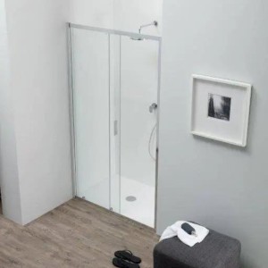 FAST DUSCHKABINE IN NISCHE MIT SCHIEBETÜR