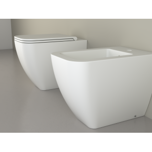 KUBO BIDET AUF DEM TERRA