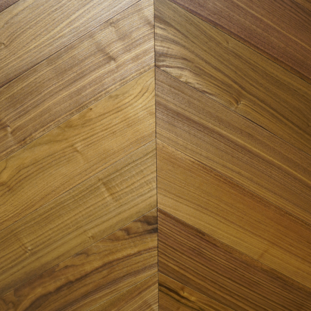 Parquet Prefinito Noce 2 Strati, Spina 60°, Spazzolato, Verniciato Uv, Scelta Abc, 14-3x125x720